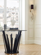 295600