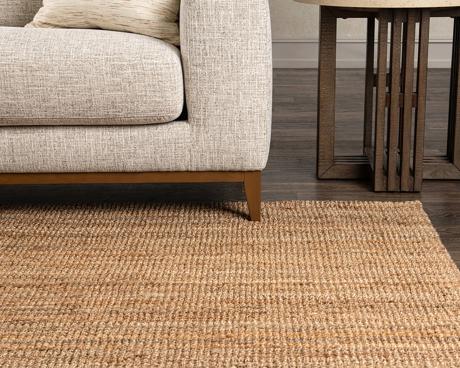 3008821