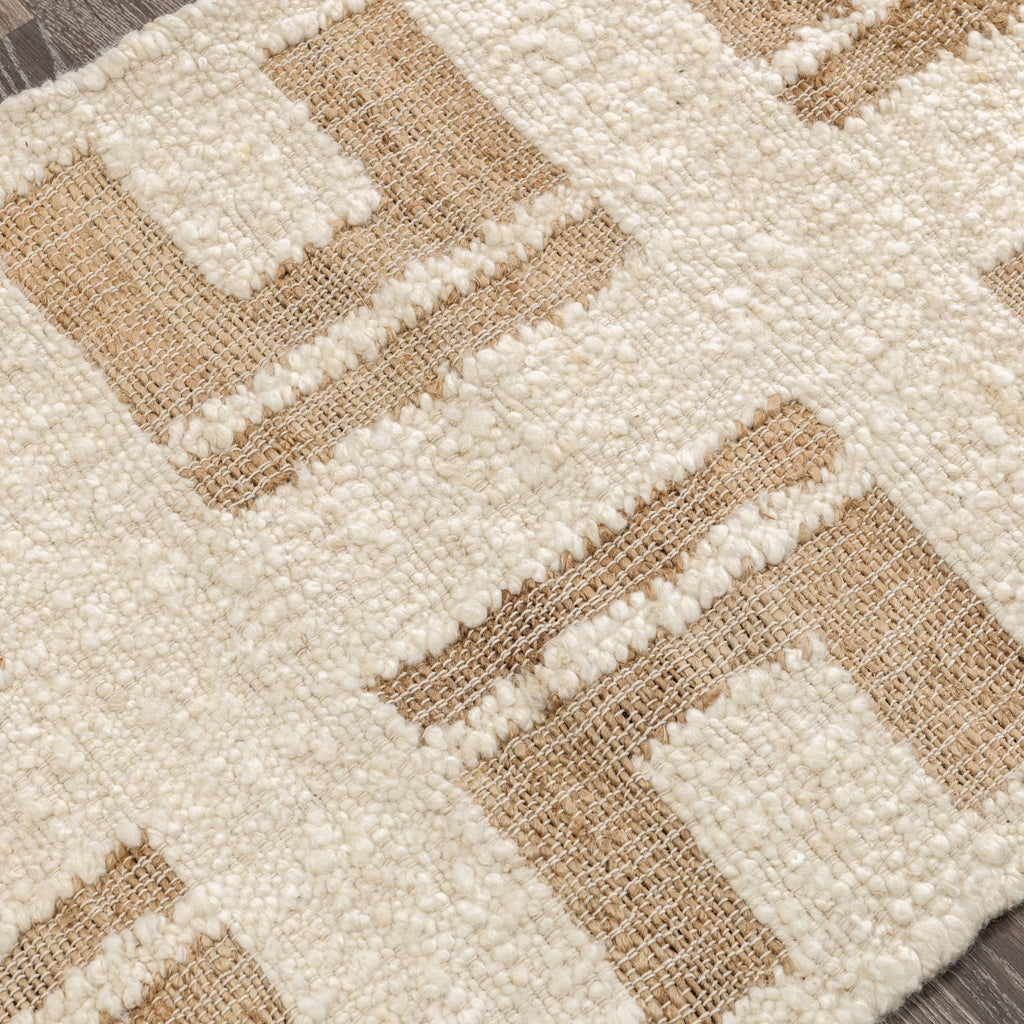 3008828