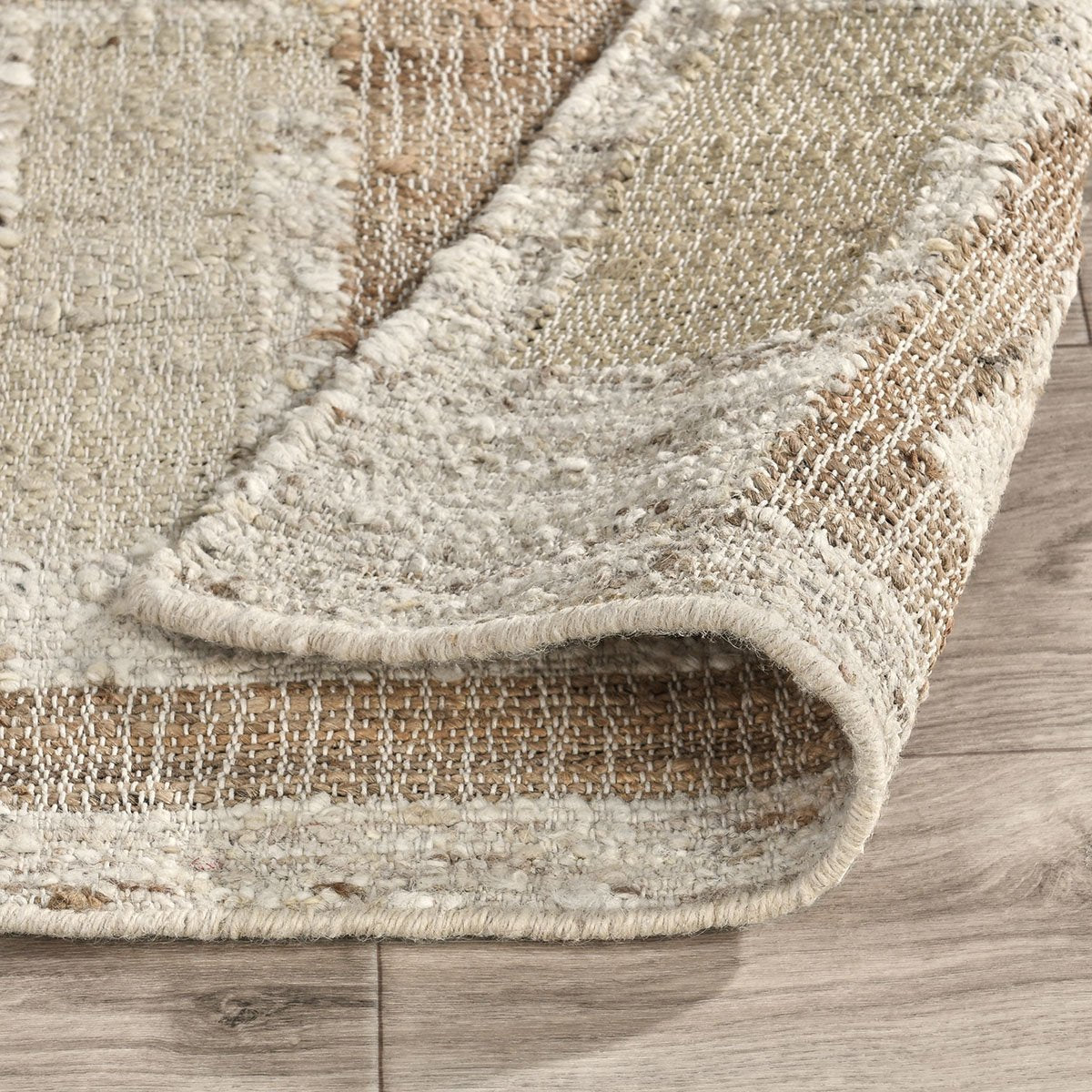 3009124