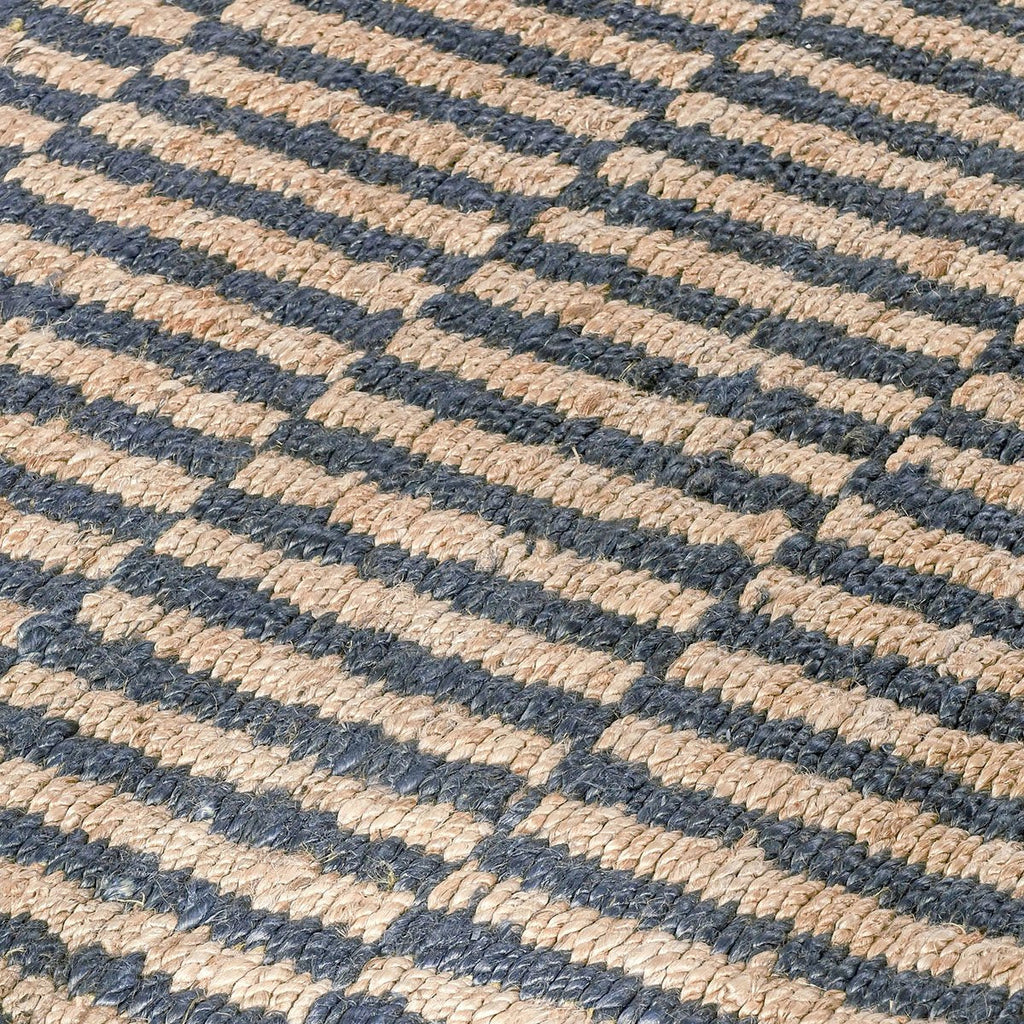 30091735