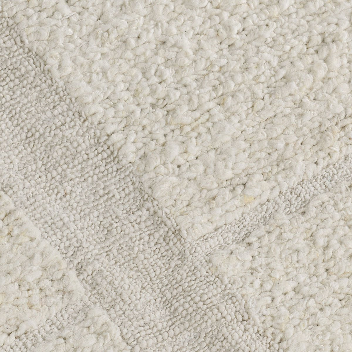 3009186