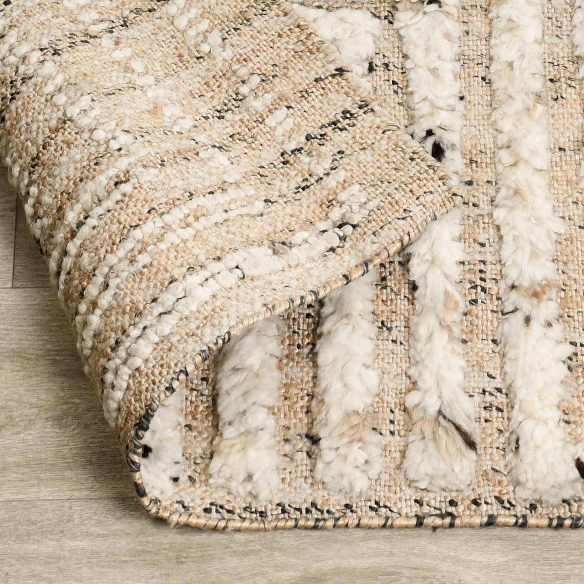 30091934