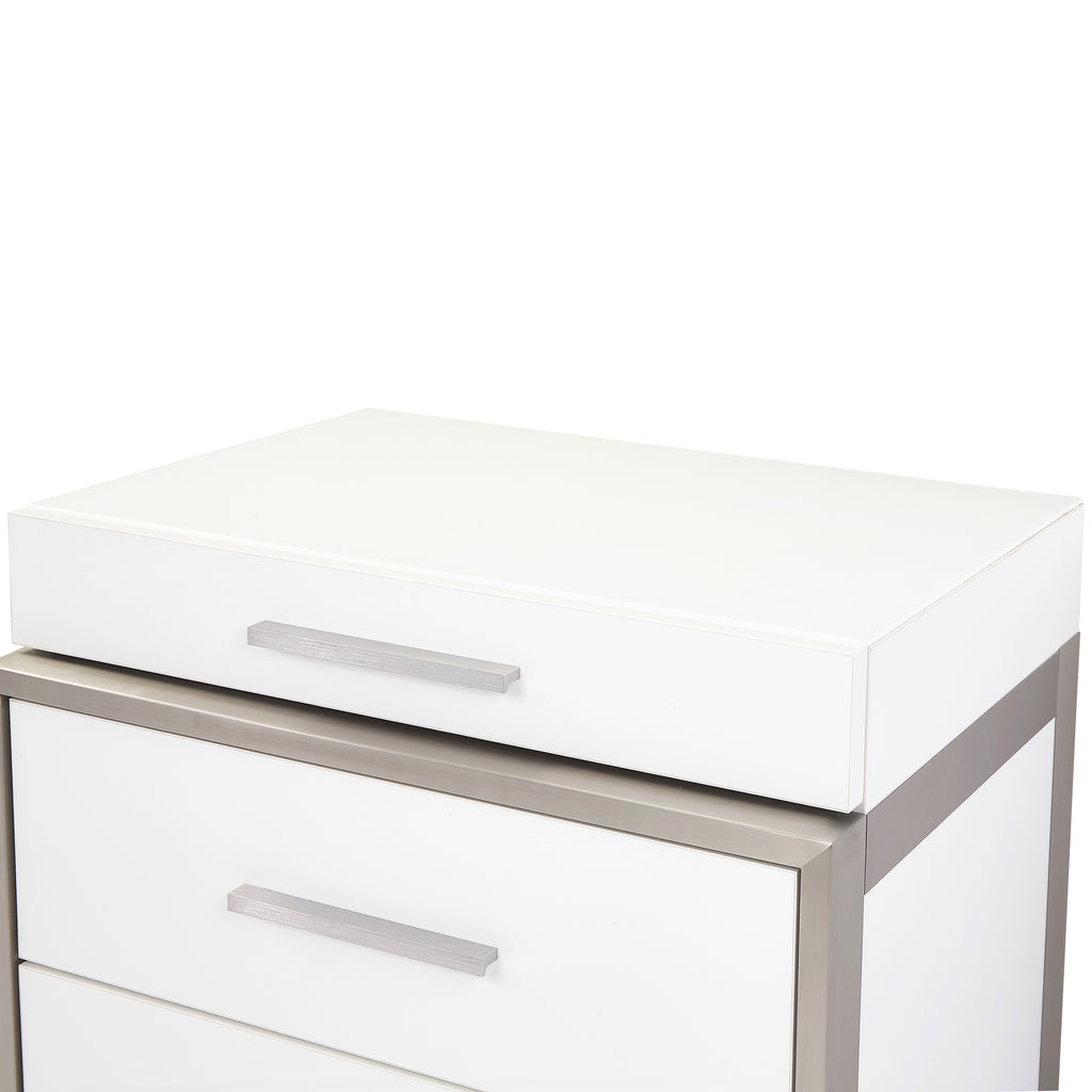 NKI-MRQE040-108