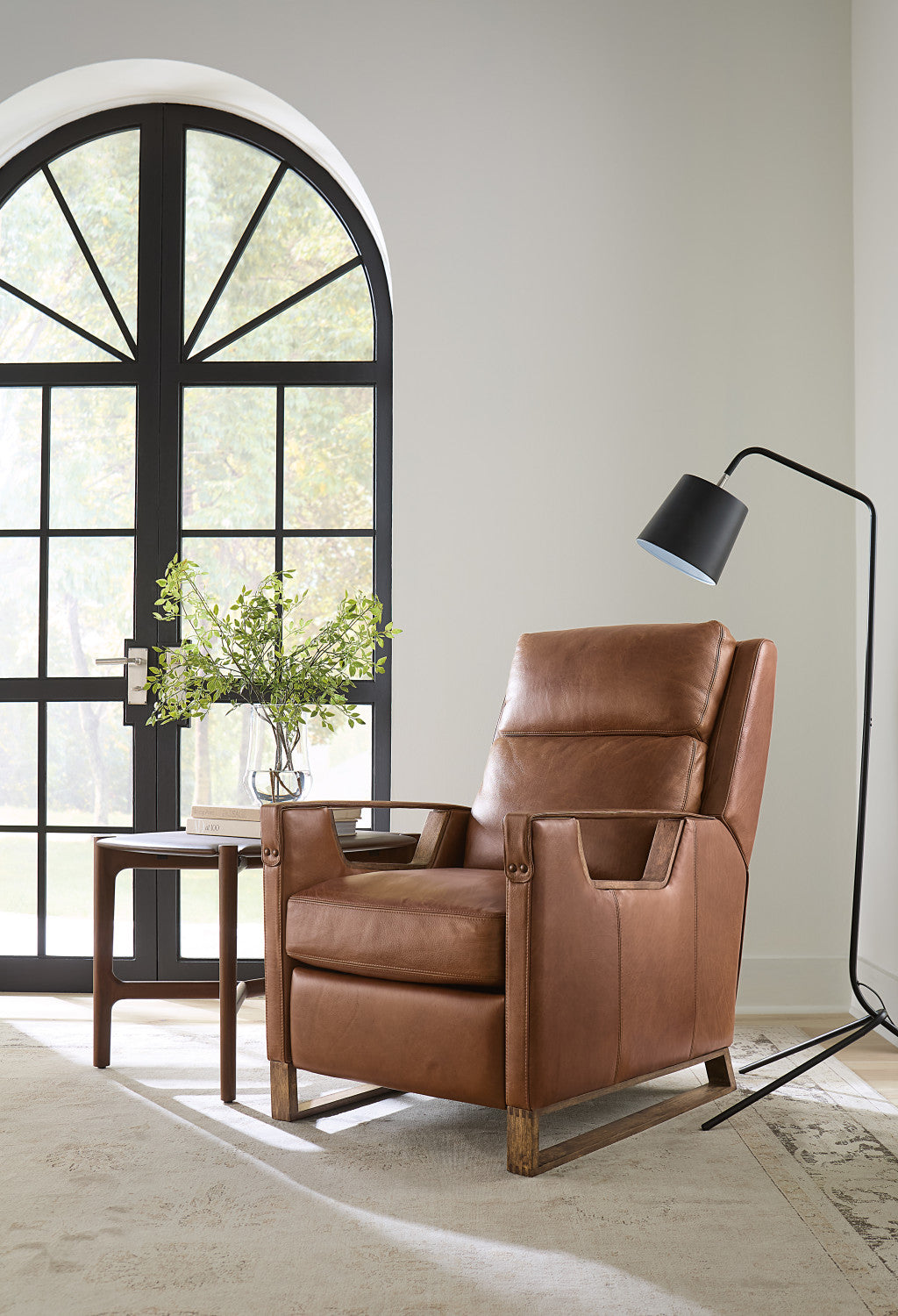 Relic Power Recliner w/Power Headrest