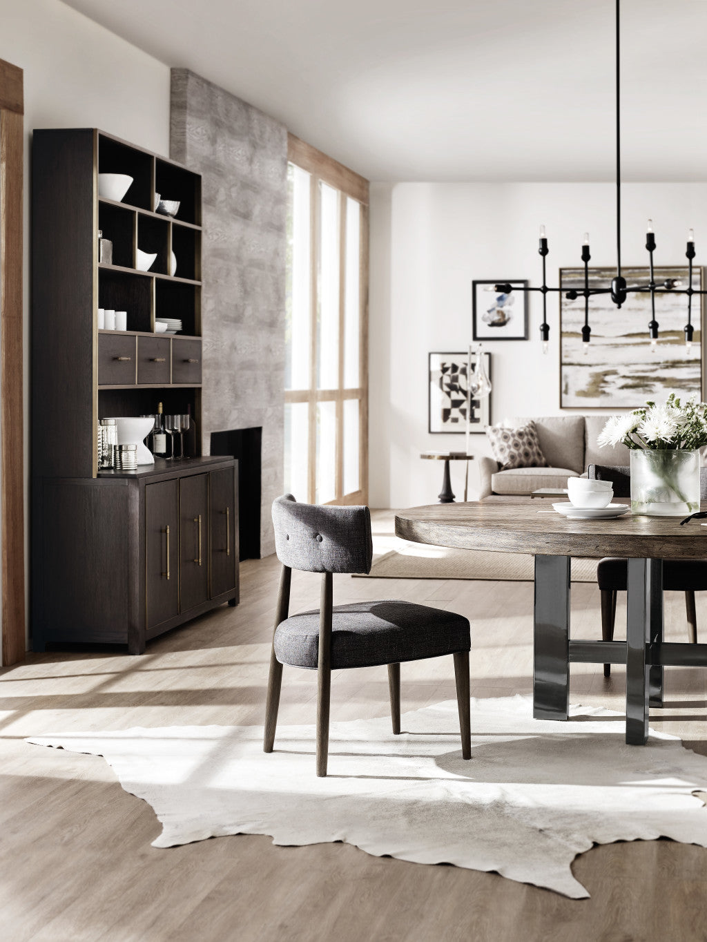 Curata Upholstered Chair