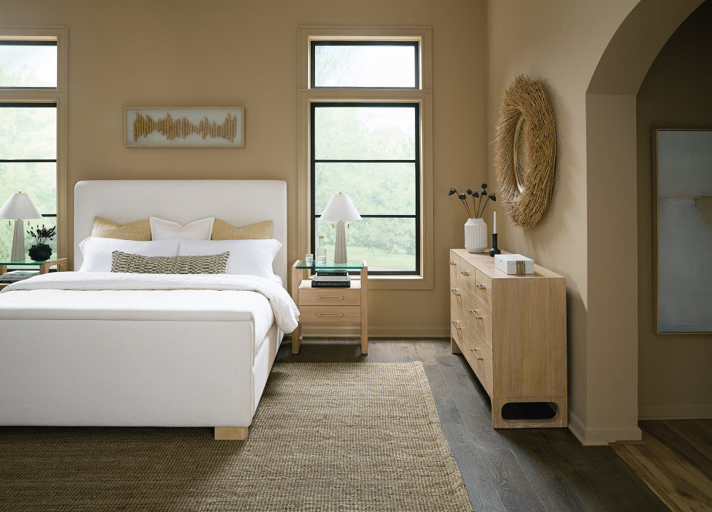 Banyon Bay King Upholstered  Bed