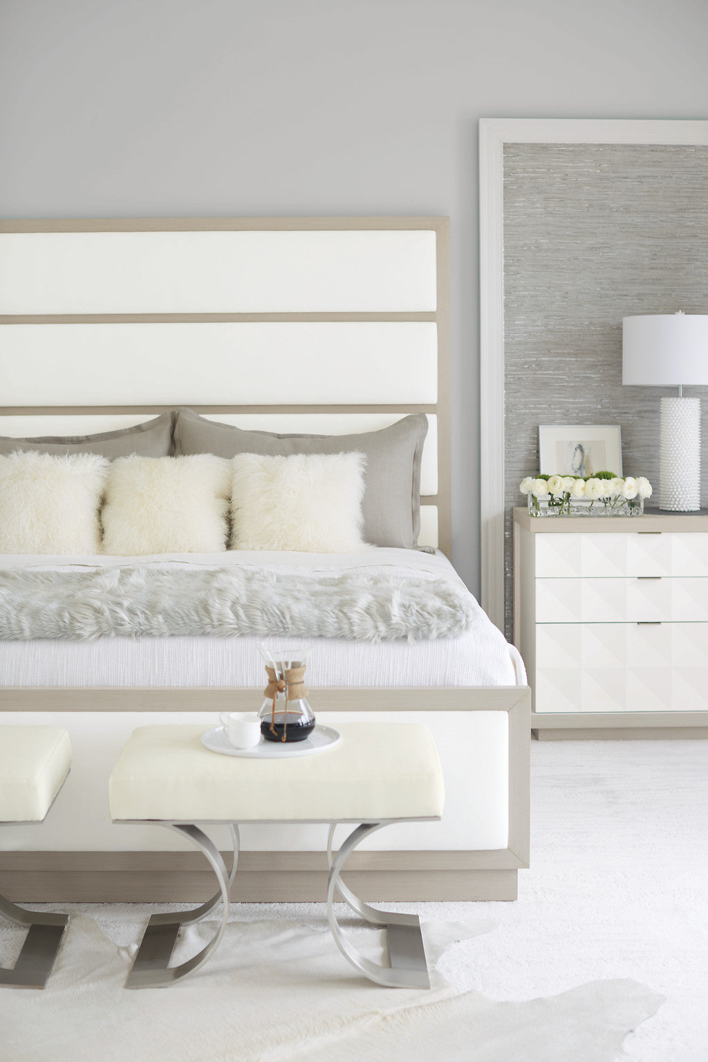 Axiom Panel Bed