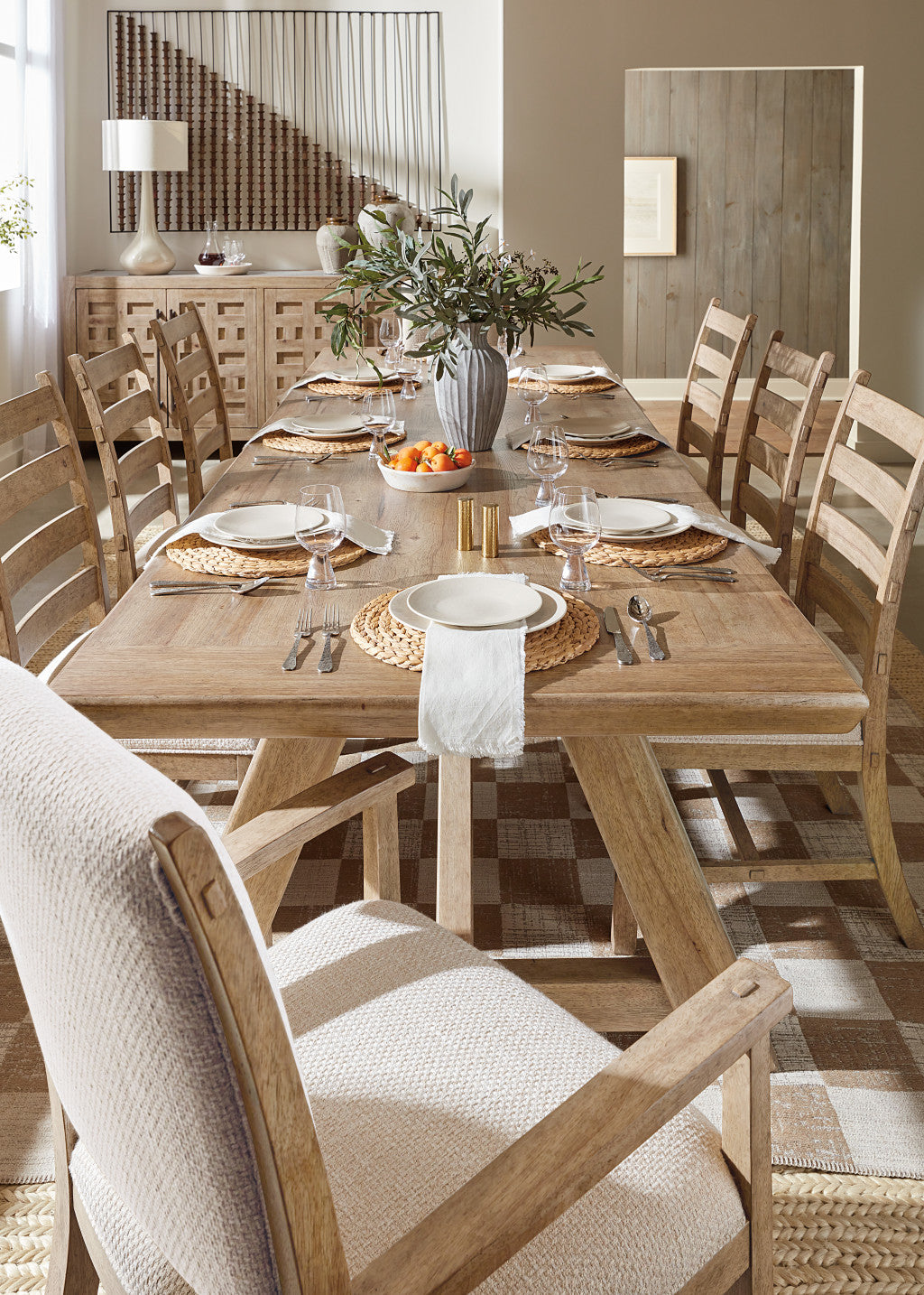 Vineyard Row Rectangle Dining Table with Two 20-inch Leaves