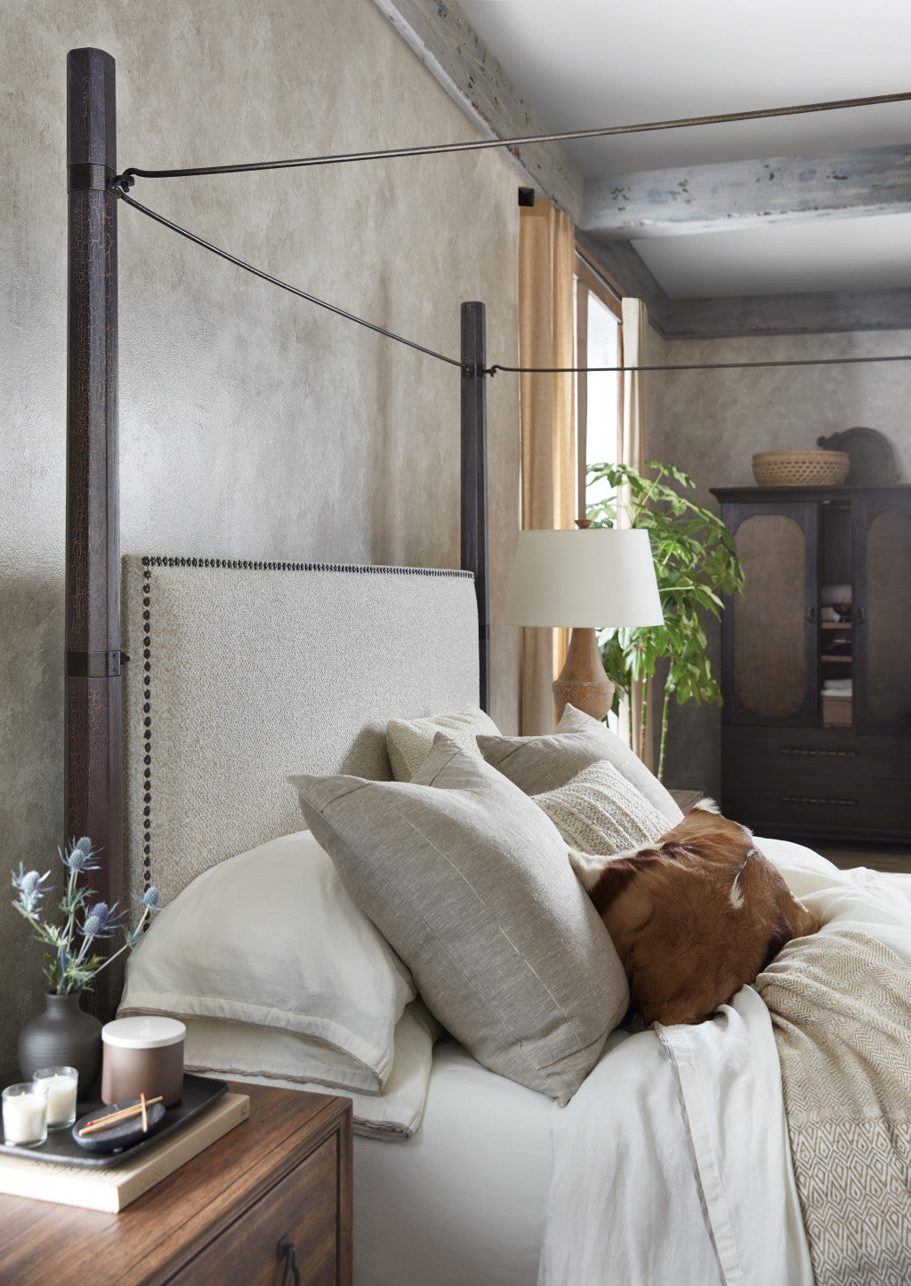 Big Sky King Poster Bed withcanopy