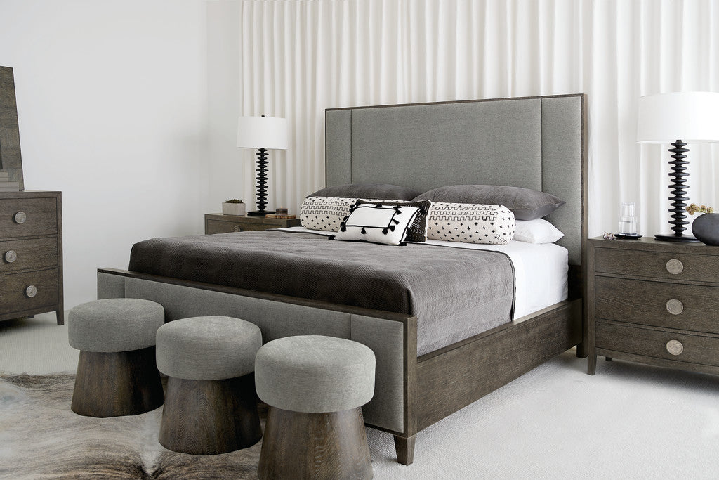 Linea Panel Bed